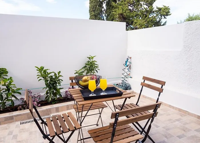 Apartament Athinais *