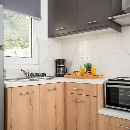 Apartment Athinais Limenas Chersonisou